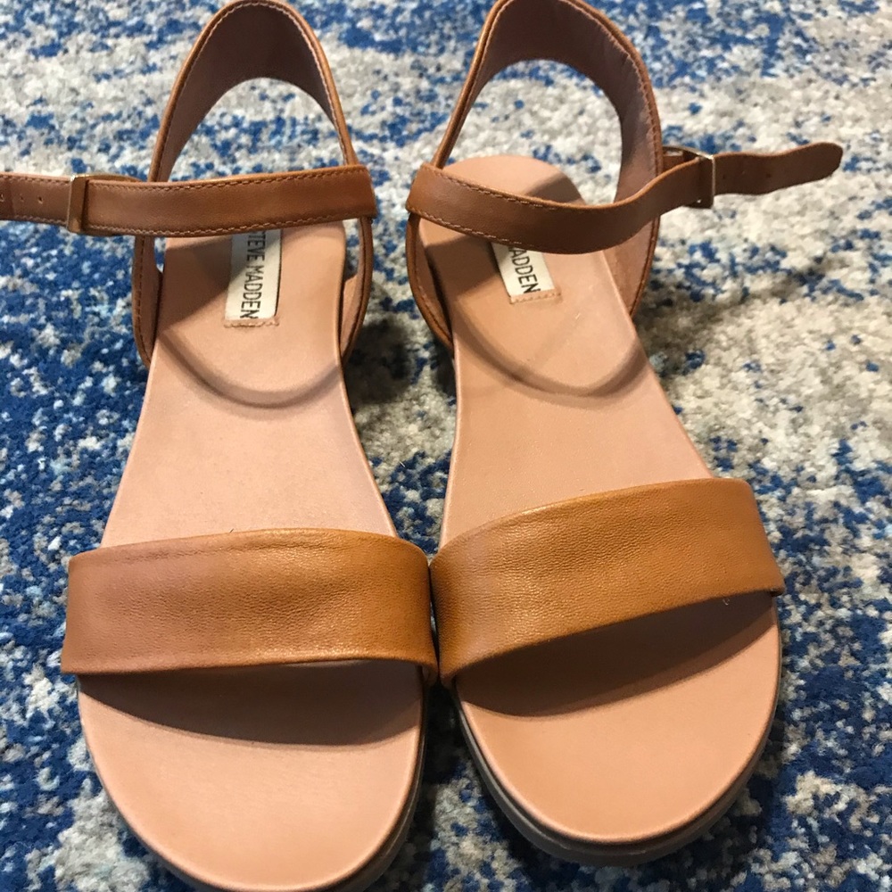 Steve Madden tan sandals.